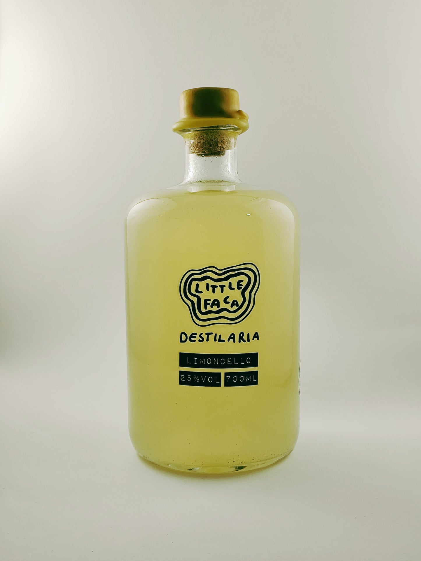 Garrafa de limoncello portugues Little Faca